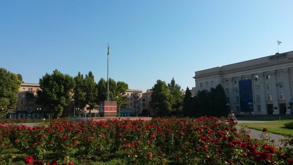 Апартаменты Apartment on Mozolevskogo in the Center of the City Херсон-77