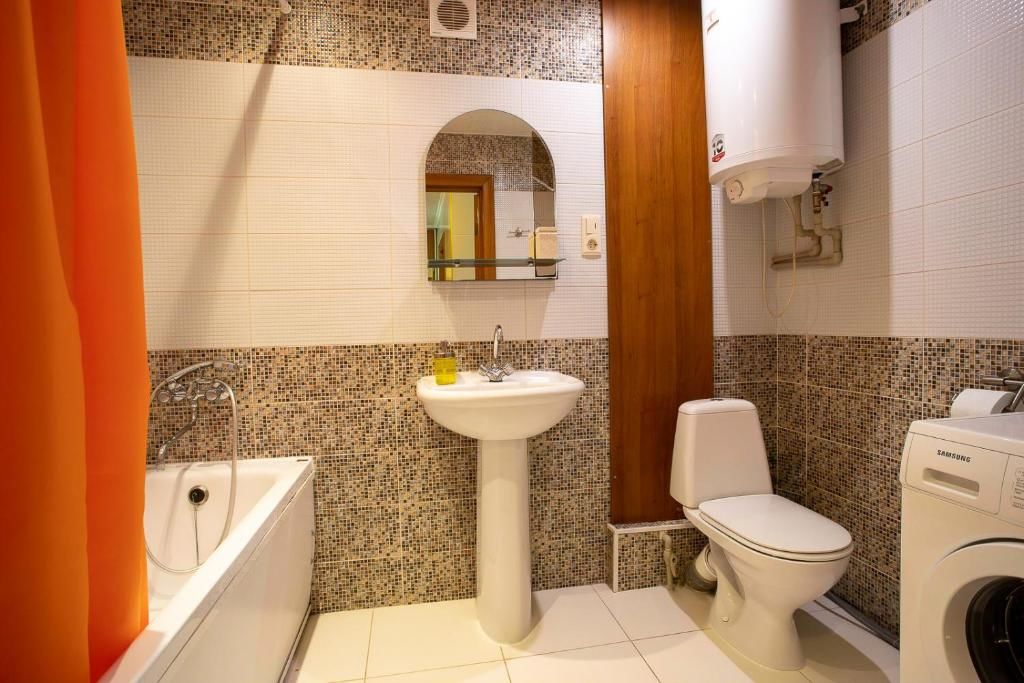 Апартаменты Apartment on Mozolevskogo in the Center of the City Херсон-92