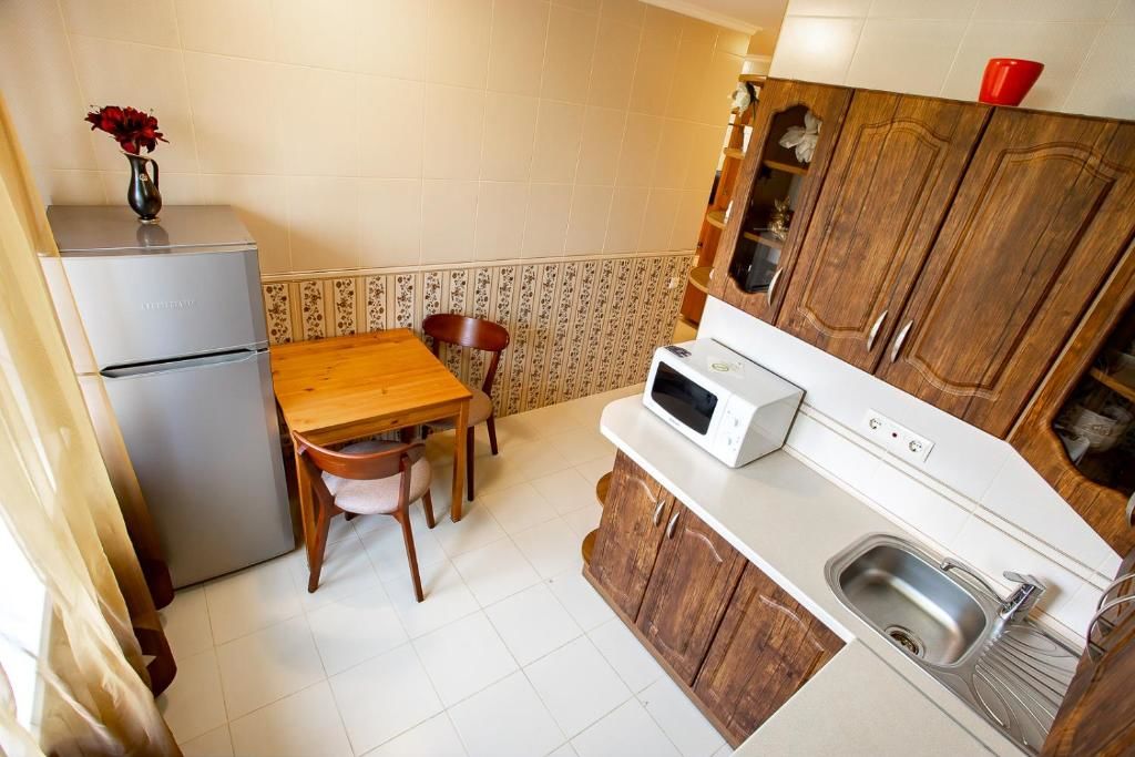 Апартаменты Apartment on Mozolevskogo in the Center of the City Херсон-97