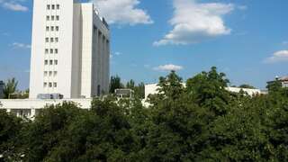 Апартаменты Apartment on Mozolevskogo in the Center of the City Херсон Люкс с балконом-80