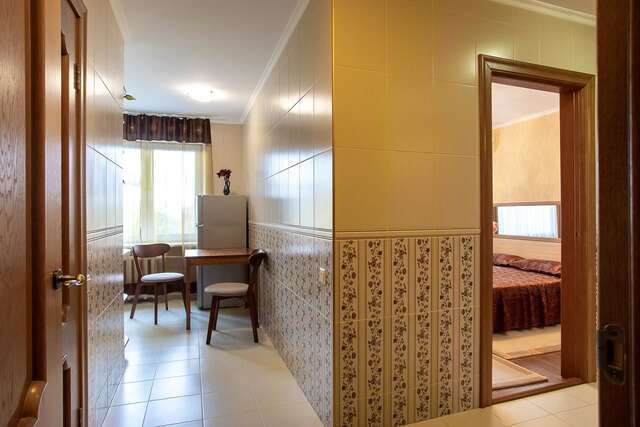 Апартаменты Apartment on Mozolevskogo in the Center of the City Херсон-28