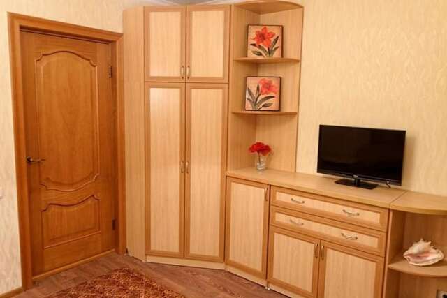 Апартаменты Apartment on Mozolevskogo in the Center of the City Херсон-55